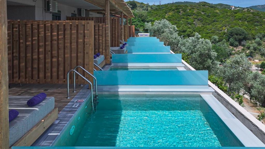Bazén v ubytování Petra Nera Skiathos, Philian Hotels & Resorts nebo v jeho okolí