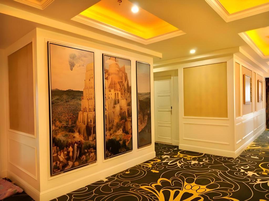 成都市にあるChengdu French Theme Gold Palaceのギャラリーの写真