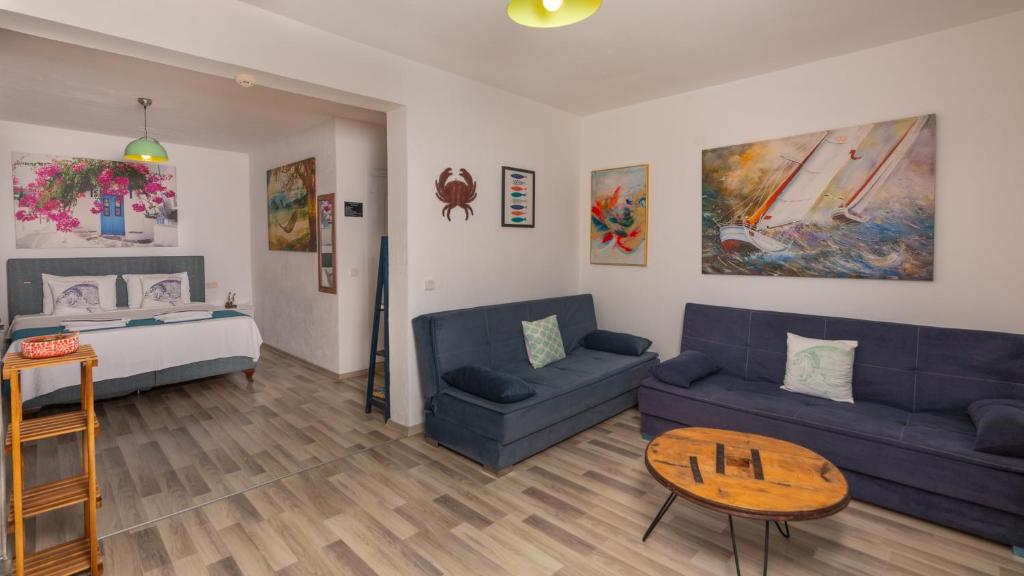 Derin Mavi Suit Butik Otel - Superior Triple Room With Sea View