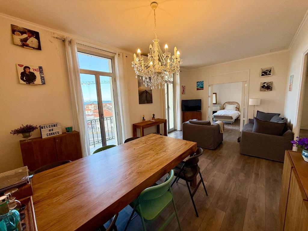 Photo de la galerie de l'établissement A016 - Beautiful apartment for 6 center Cannes, à Cannes
