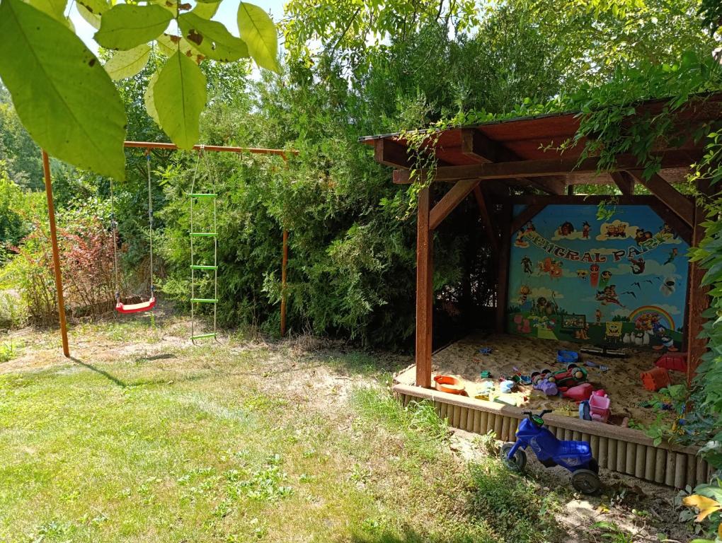 A garden outside Village Park