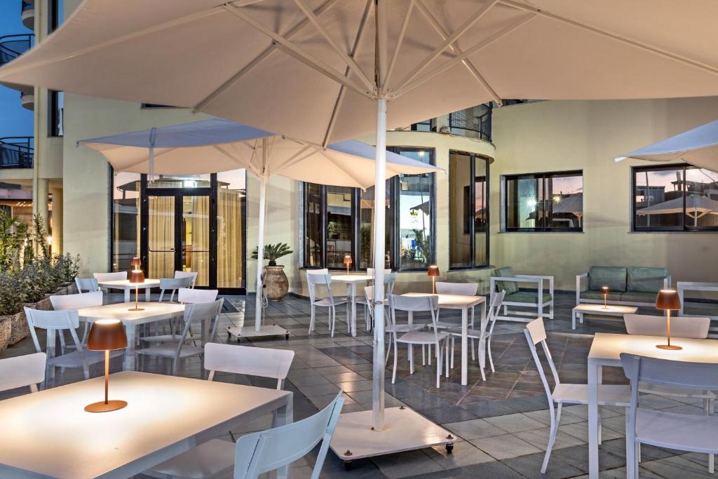 Restaurace v ubytování Rina Hotel