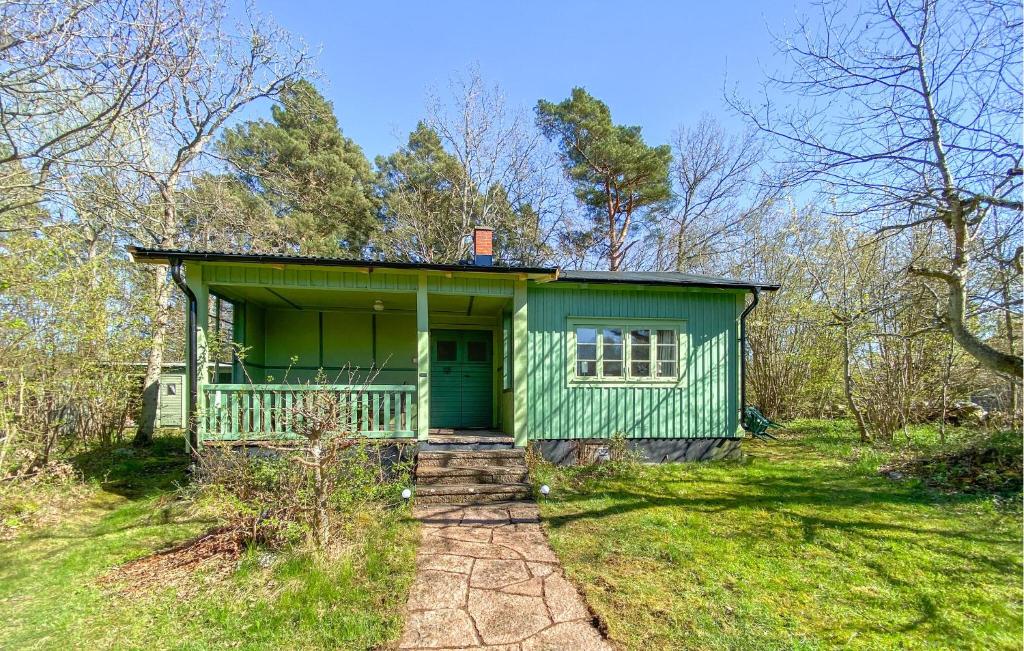 Zahrada ubytování 2 Bedroom Gorgeous Home In Färjestaden