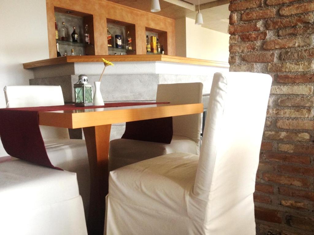 Posezení v ubytování Souris Hotel