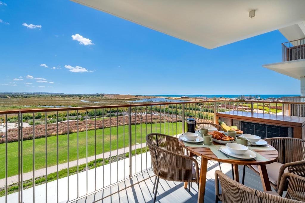 Cond Bayline - T2 - SPA - GYM - BEACH - Carapau - BY BEDZY