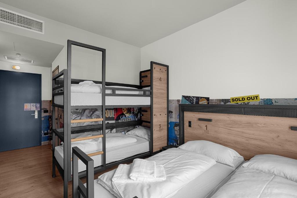 a&o Hostel Firenze Campo di Marte - Resim 43