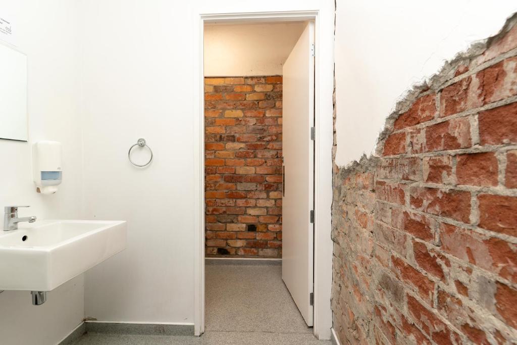 Haka House Auckland K'Road - Resim 15