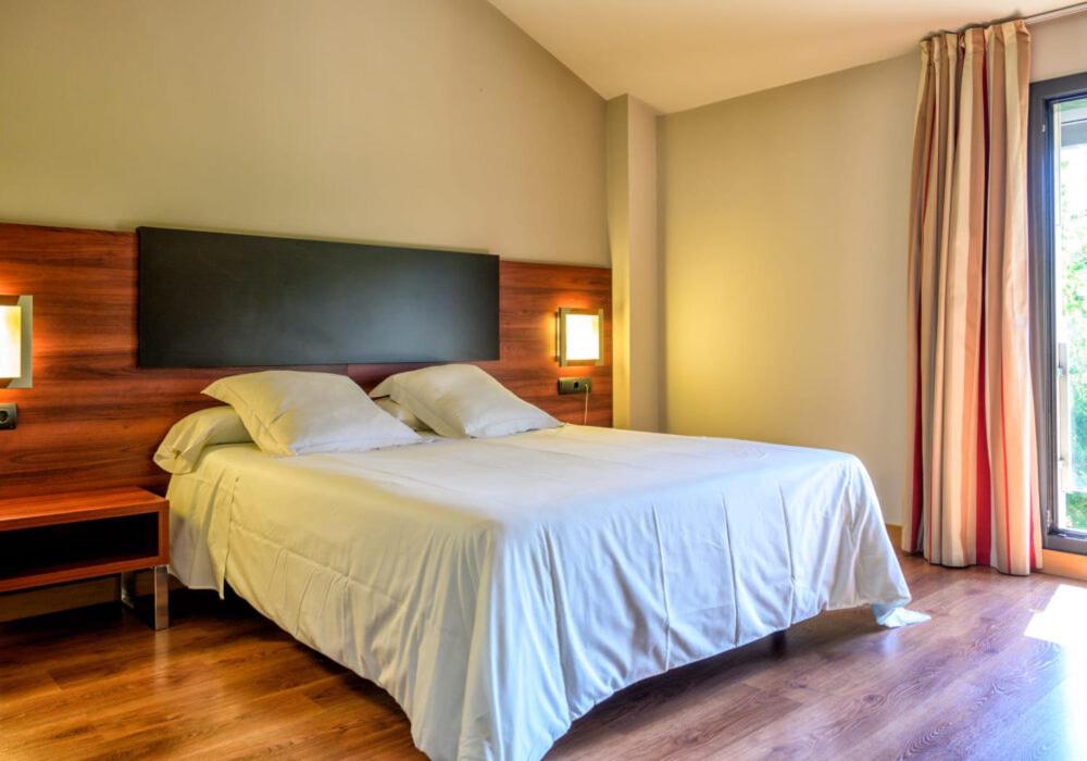 Hotel Restaurante El Valles 4 ESTRELLAS - Superior Double Room