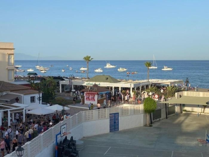 Lidia 1 Apartment, 1st line beach, 1 bedroom 1Bath