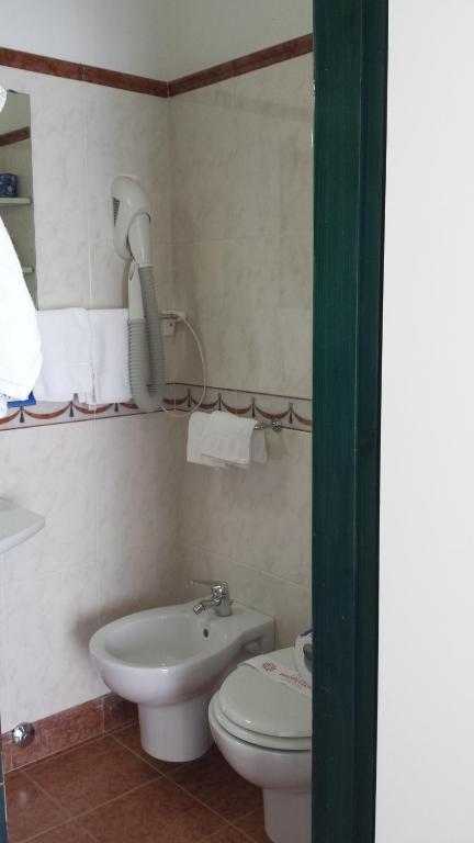 Koupelna v ubytování Hotel Elisa - Spiaggia Privata Inclusa