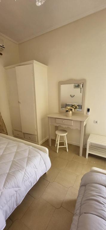 A bed or beds in a room at Margarita rooms