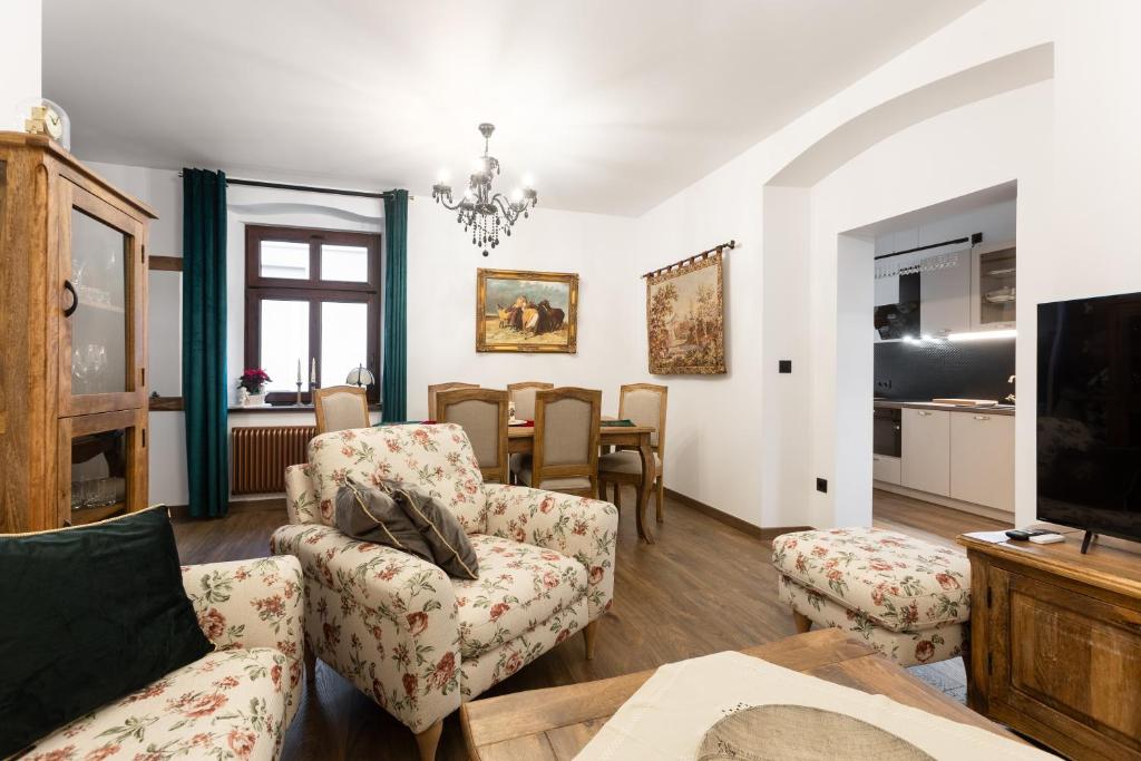 Μια τηλεόραση ή/και κέντρο ψυχαγωγίας στο Apartament Rozalia