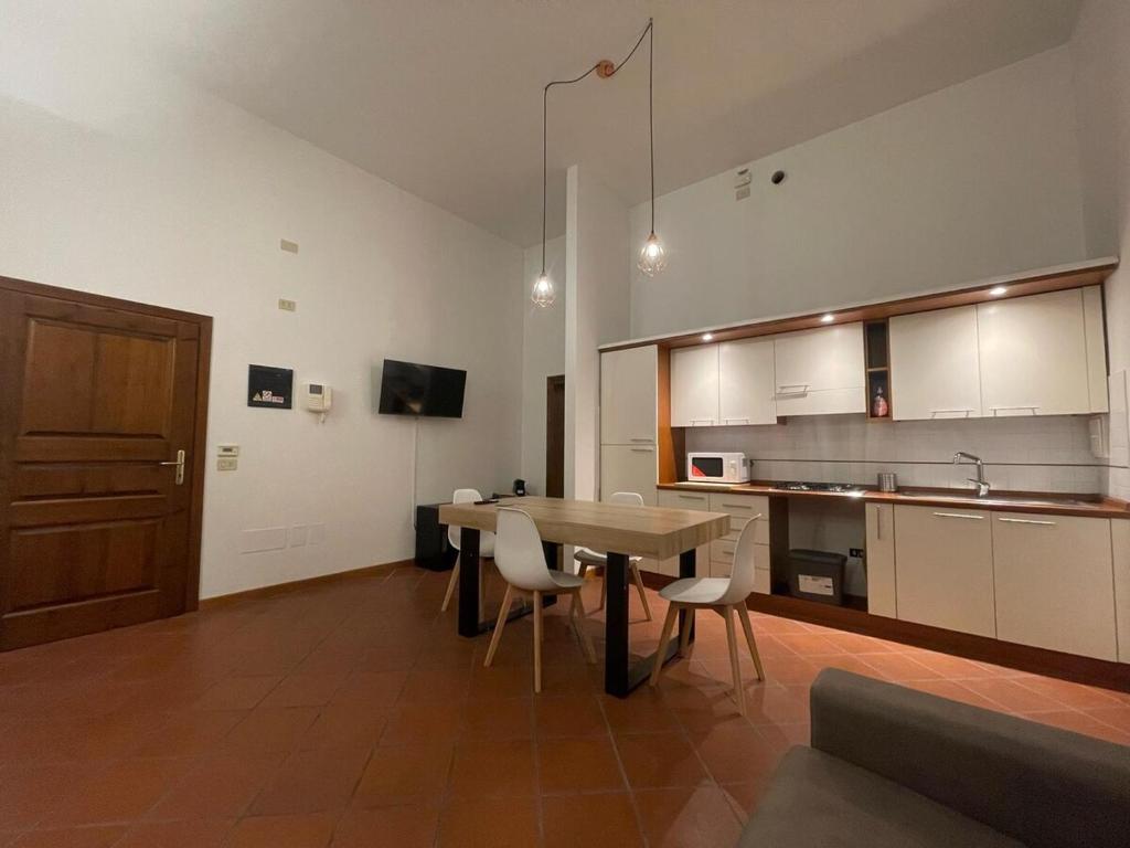 Η κουζίνα ή μικρή κουζίνα στο LHE Iside