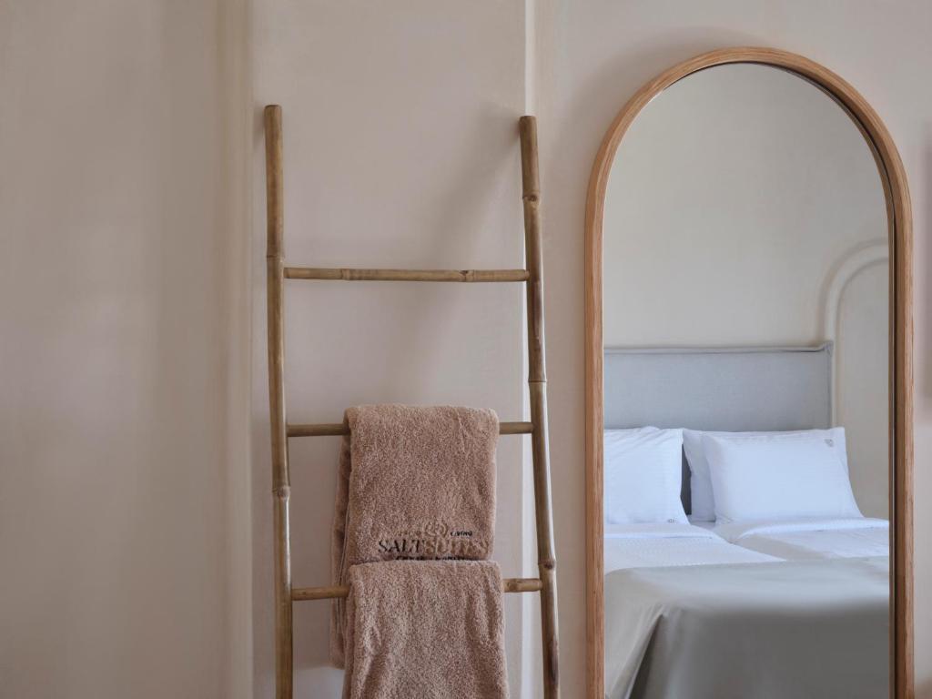 Salt Suites Paros - 14