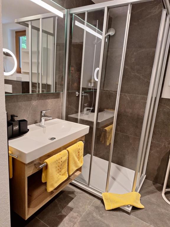 Koupelna v ubytování Hotel Garni Erler