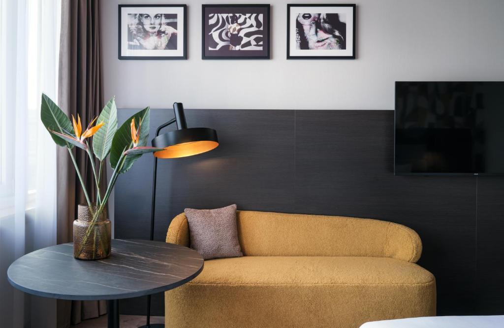 Posezení v ubytování NYX Hotel Berlin Köpenick by Leonardo Hotels