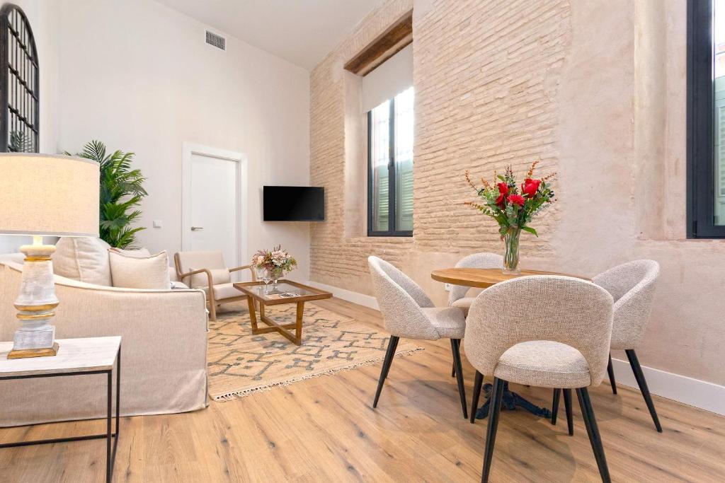 Genteel Home Rodrigo Caro