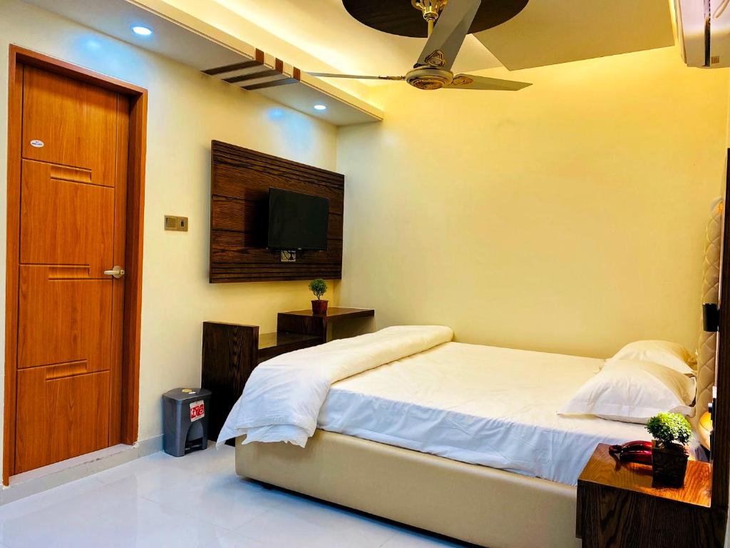 Imagen de la galería de Hotel Holiday Park International Limited Cumilla, en Comilla