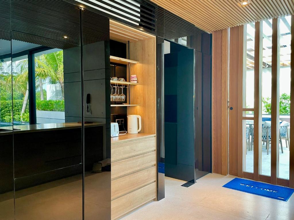 Kuchyň nebo kuchyňský kout v ubytování Moon Villa Phu Quoc - 3 Bedroom - Private pool