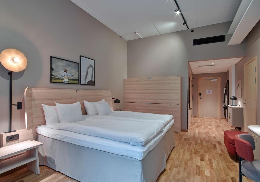 
Standard Family Room
