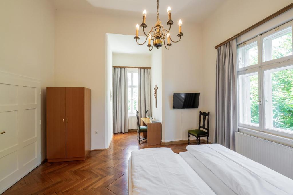 Johannes Schlössl - Gästehaus der Pallottiner am Mönchsberg - 16