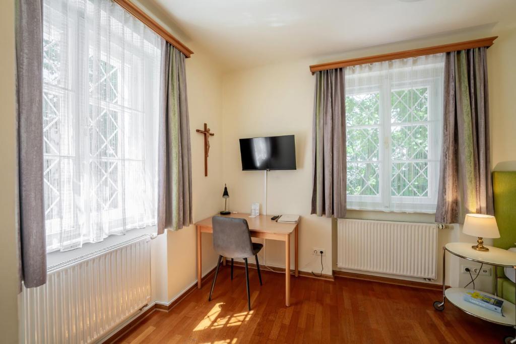 Johannes Schlössl - Gästehaus der Pallottiner am Mönchsberg - 13