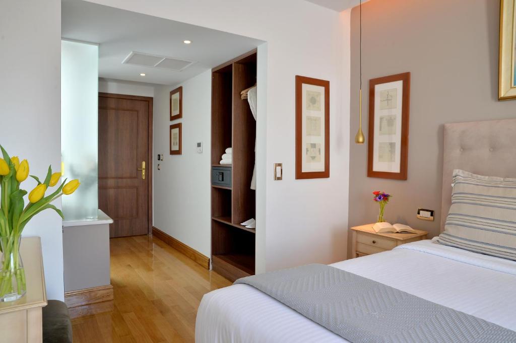 Acropolian Spirit Boutique Hotel - Resim 45