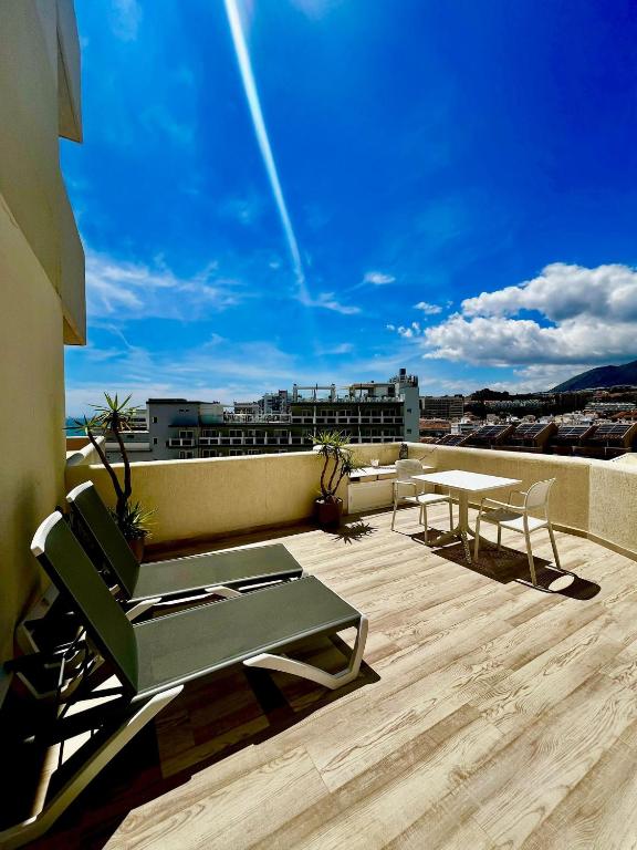 Luxury Sea View Apartment with 2 Terraces