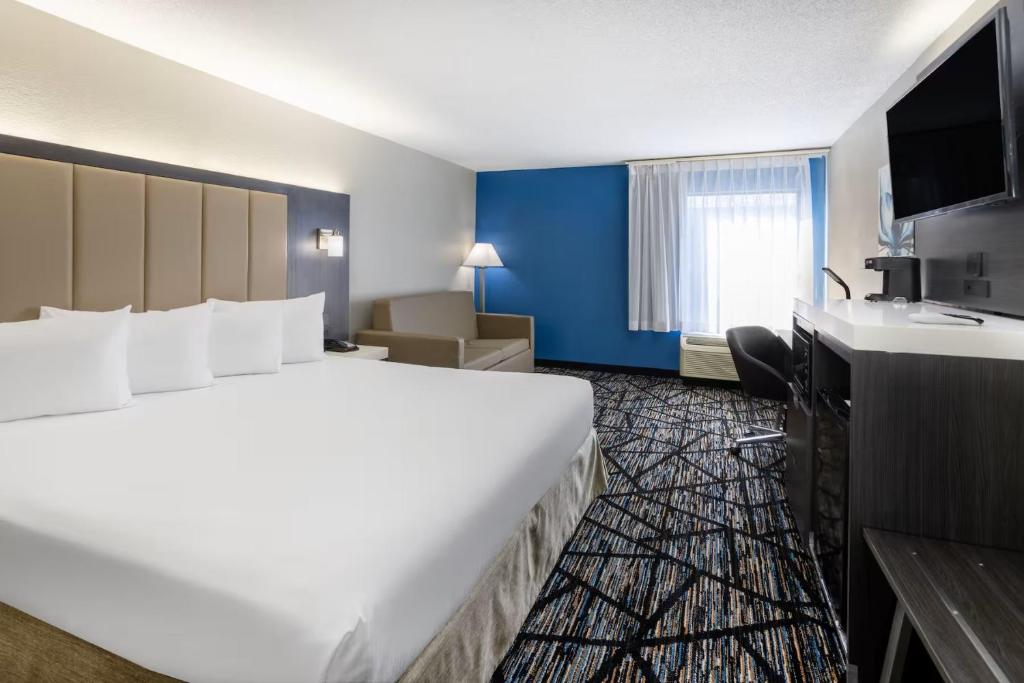 Baymont by Wyndham La Vergne Nashville I-24 East photo