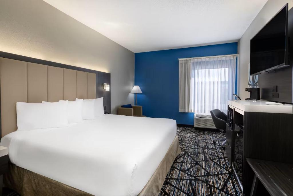 Baymont by Wyndham La Vergne Nashville I-24 East photo