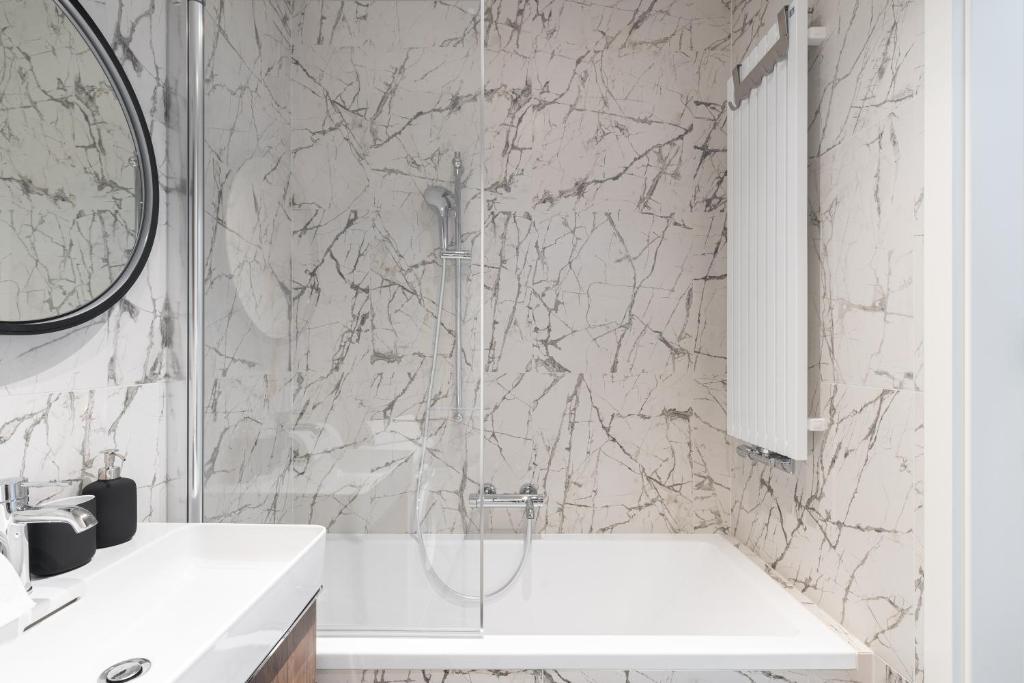 Scala City Center Apartments & Studio by Lion Apartments - 11