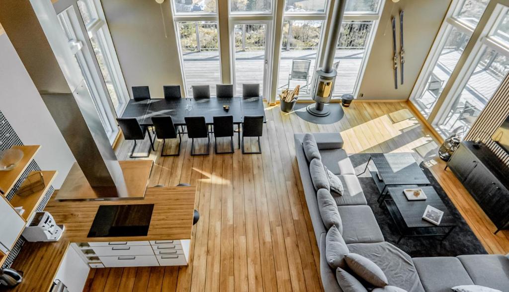 Ski-in/out | Pool table | Sauna | BBQ grill | WiFi