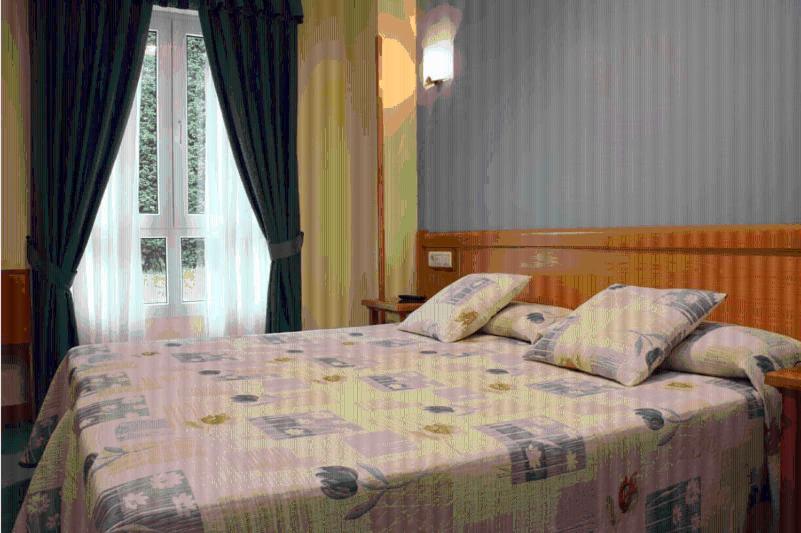 Hotel La Guindal, Arriondas, Spain - Booking.com