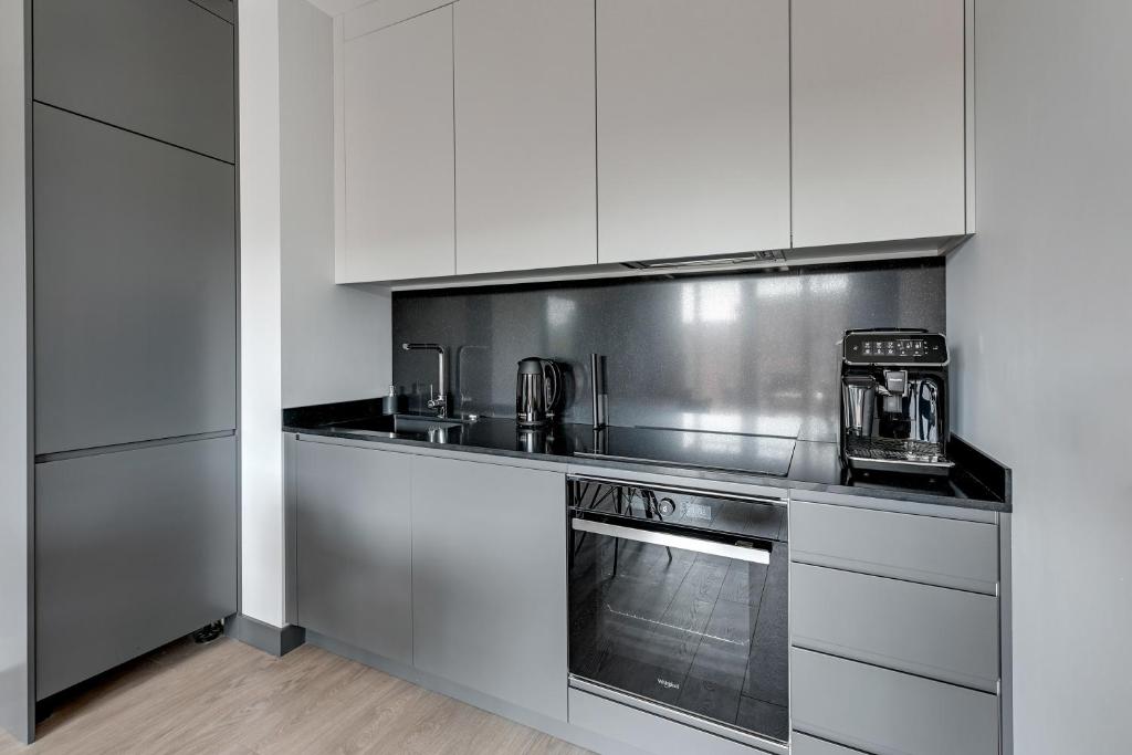 Scala City Center Apartments & Studios by Lion Apartments - 10