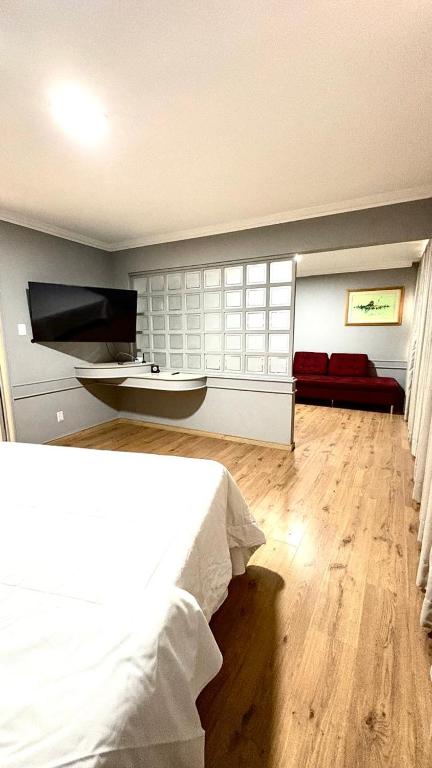 HOTEL DEL REY CURITIBA by POTY - NA FAMOSA RUA XV DE NOVEMBRO - Suite Junior