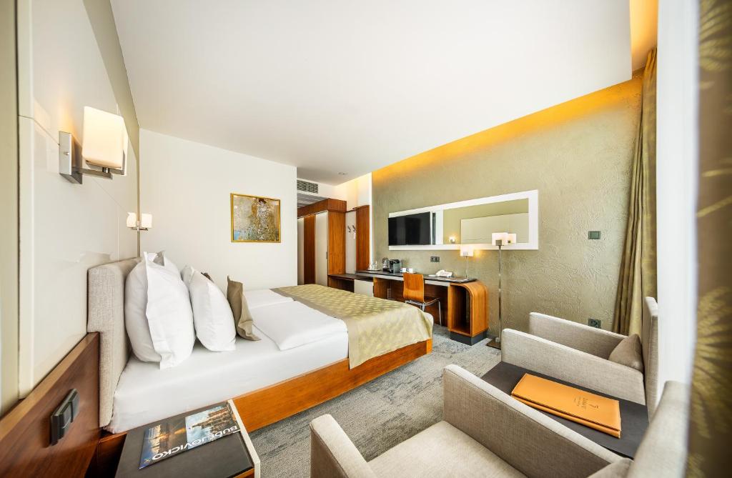 Kuchyň nebo kuchyňský kout v ubytování Wellness Hotel Diamant