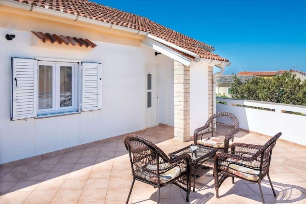 Balkon lub taras w obiekcie Apartments with parking spaces Povljana, Pag - 233