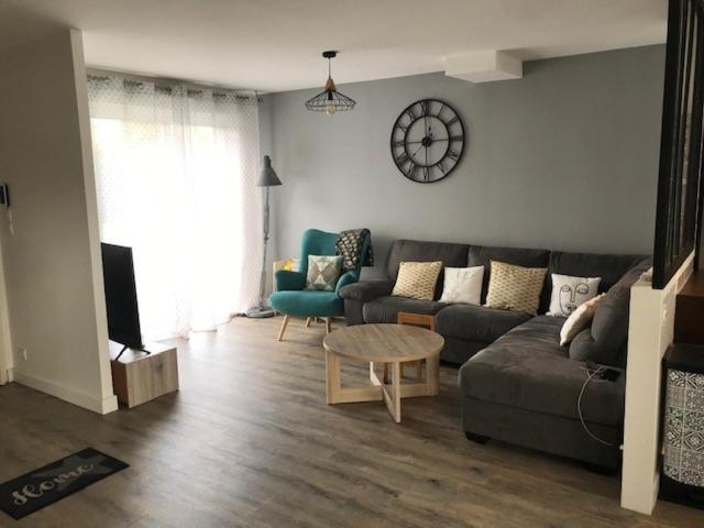 Posezení v ubytování Maison Changé 4 chambres