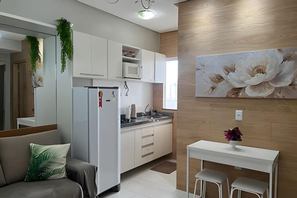 Kuchyň nebo kuchyňský kout v ubytování 402 Flat Agradavel e Acolhedor