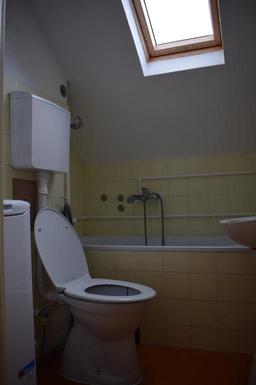 Koupelna v ubytování Apartmani Filip