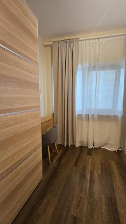 Little Bucharest downtown apartments Romana - Resim 36