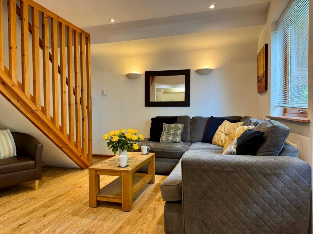 Χώρος καθιστικού στο Acorn Lodge for Six with Hot Tub - Devon