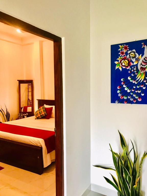 Sri White Villa Airport Boutique Hotel - 15