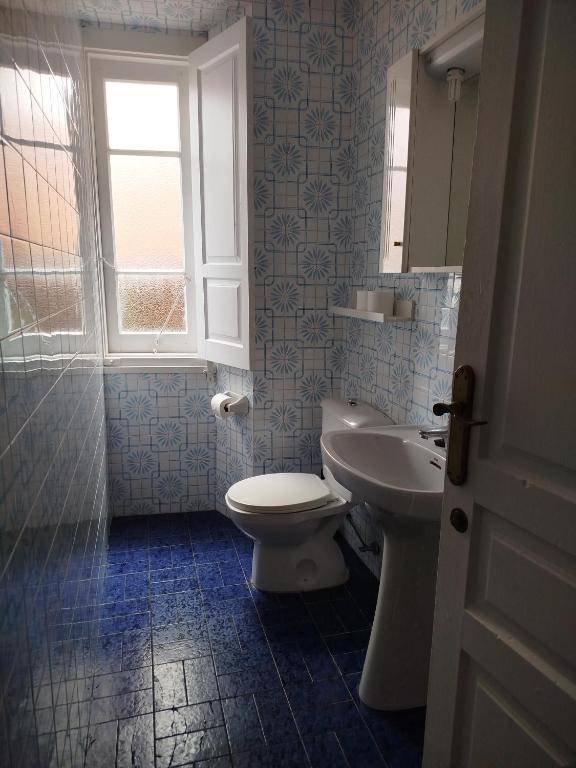 Koupelna v ubytování Apartamentos Turísticos La Solana