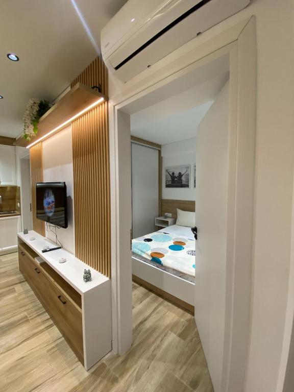 Marina Wave apartments