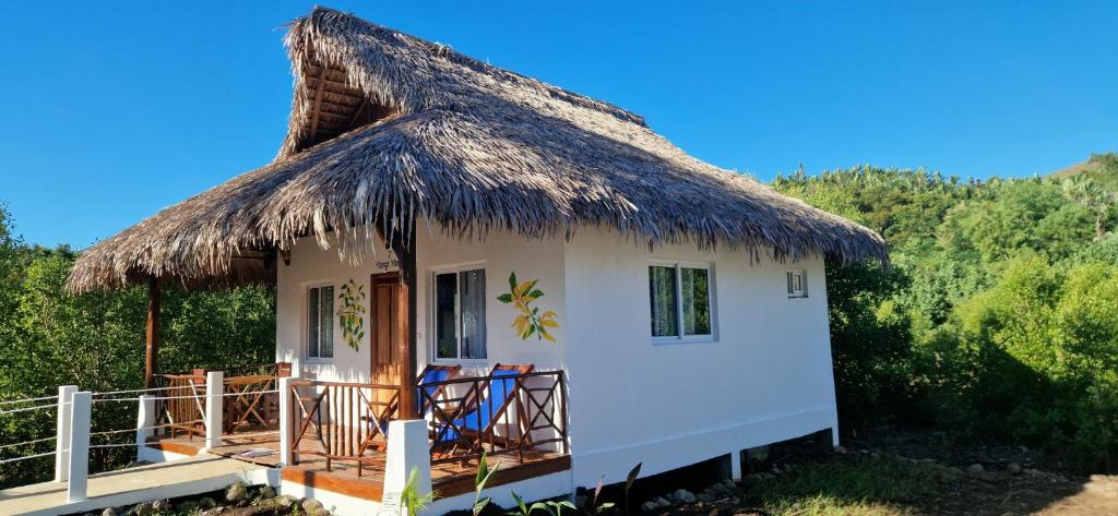 Long Beach Resort, Nosy Be - Bungalow Familiar