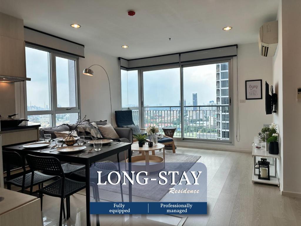 Visual Reference: Contemporary High Rise 1Br Ultra Fast WiFi