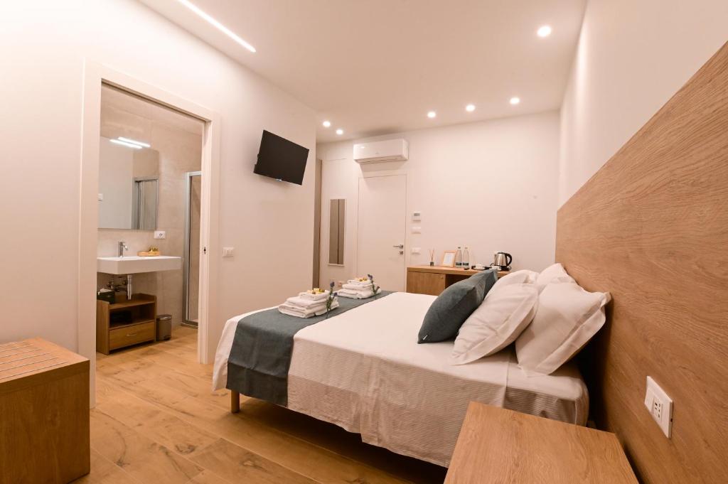 Villa Lucilla - Rooms and Pool