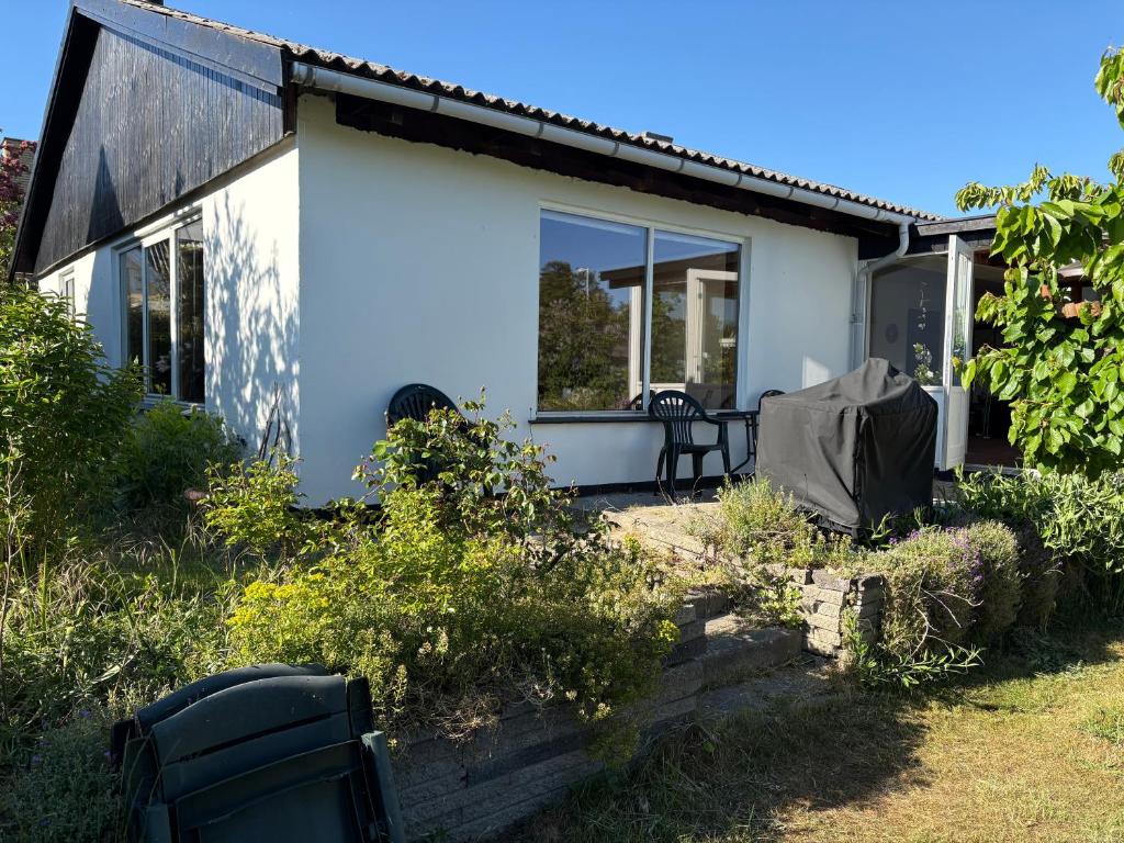 Zahrada ubytování Charmerende hus i idylliske Lynæs