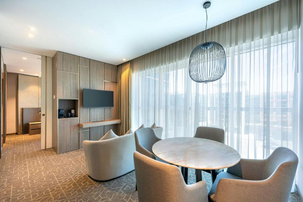 Courtyard by Marriott Dubai, Al Barsha - Resim 33